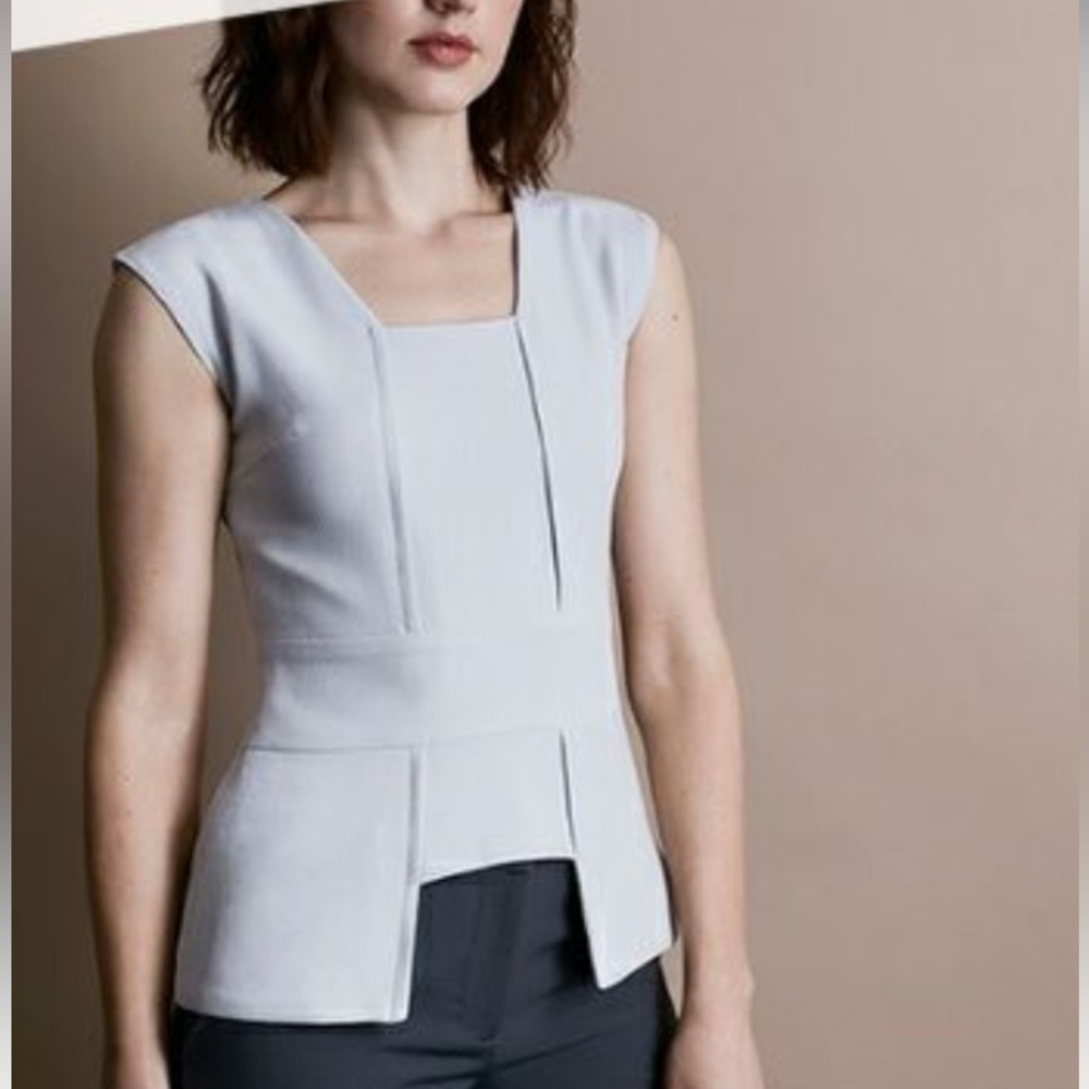 Elizabeth & Clarke the Catalina Top Size 4 light dove gray sleeveless Minimalist